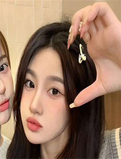 《婚礼上,新娘死在战神爸爸怀里》音乐配乐解析耐人寻味的：音效设计与主题曲创作分析，经典重现