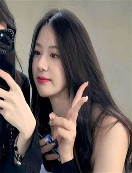 关于爱情的动漫电影_网红主播在尼泊尔被杀_女人的心是玻璃做的